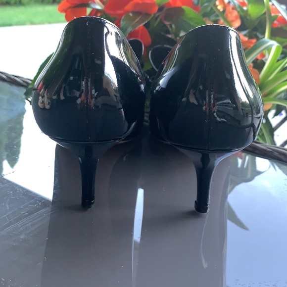 Valentino Patent Leather PeepToe Heels with Bow - Picture 4 of 7